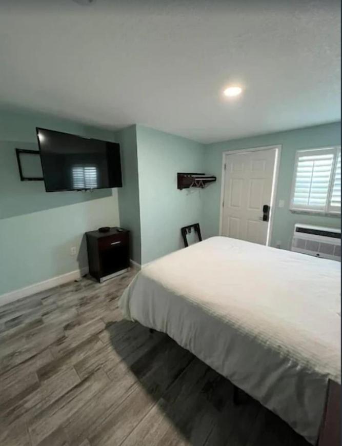Atlantic Shores Motel Daytona Beach Shores Exterior foto